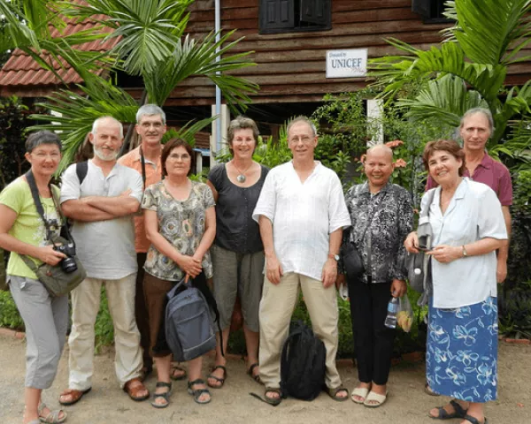 Les membres de l'équipe de Challenge Cambodge